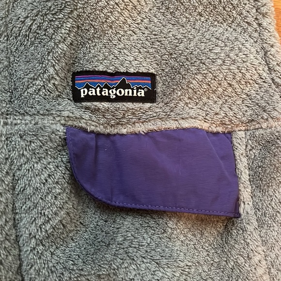 Patagonia | women’s fleece vest size medium gray and purple with pockets retool - Picture 2 of 6